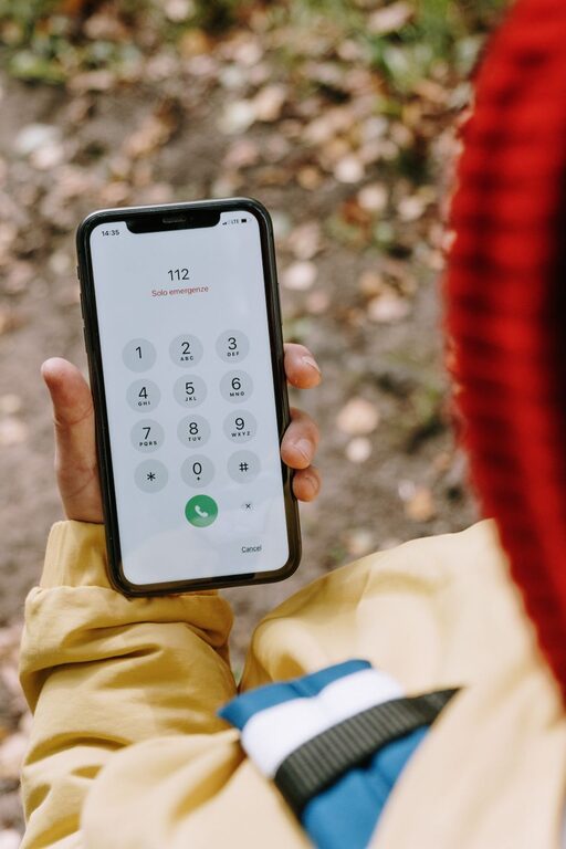 How to Set Up Emergency Contacts on Your Smartphone